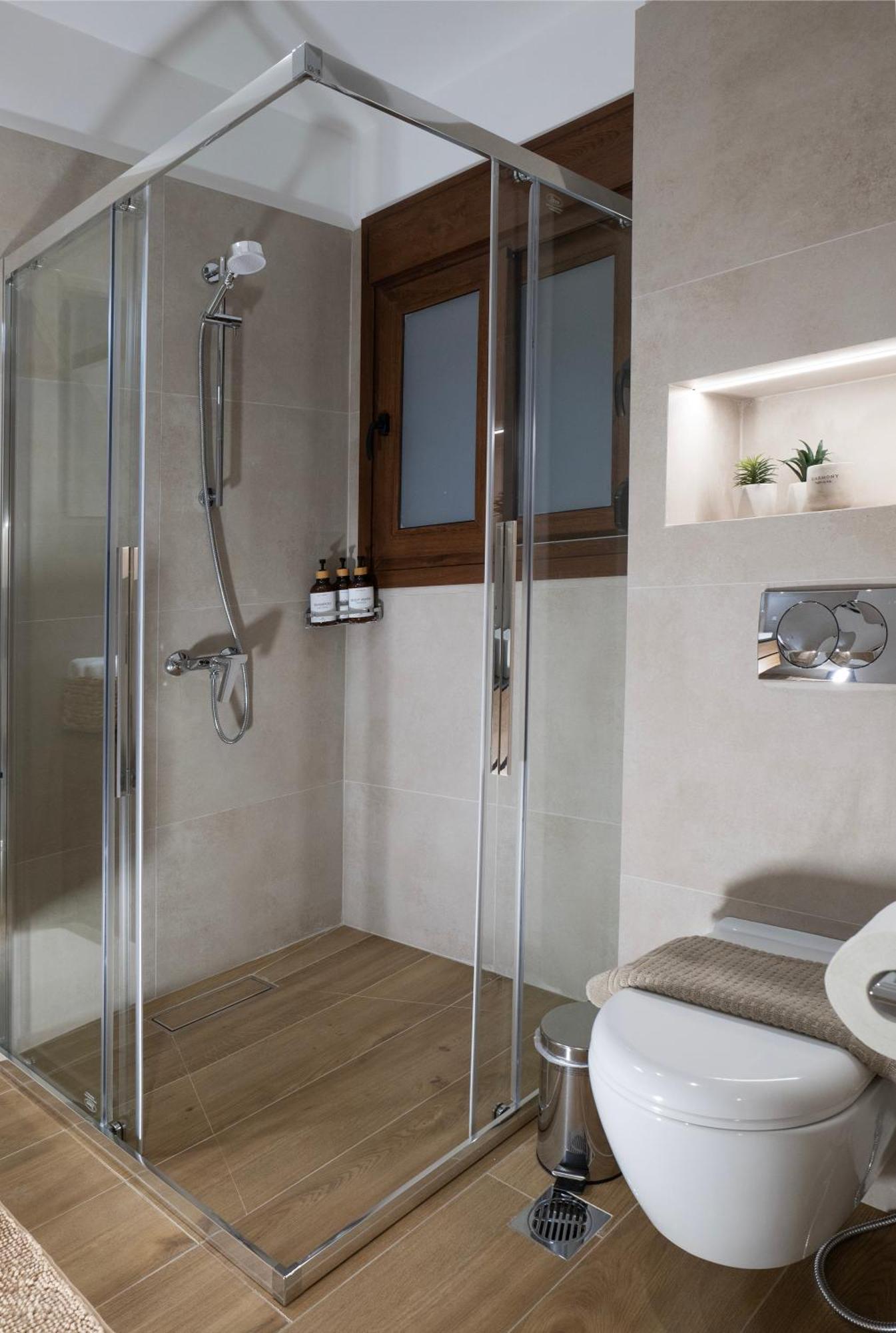 Harmony Center Luxury Apartment Komotini Exteriör bild